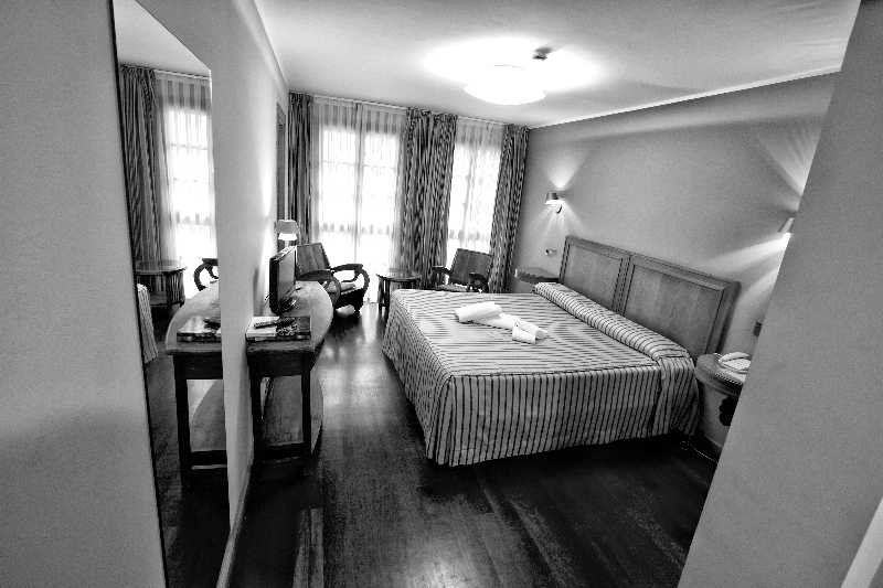 Hotel El Sella Cangas de Onis Luaran gambar