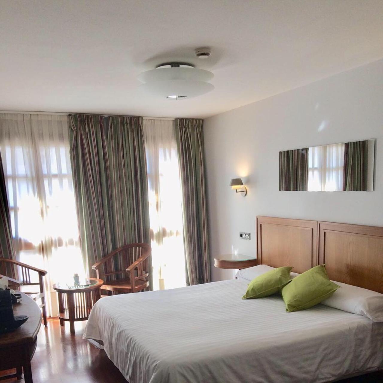 Hotel El Sella Cangas de Onis Luaran gambar